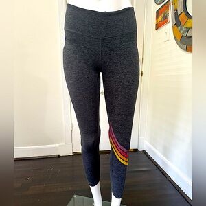 AVIATOR NATION charcoal gray size extra small leggings with color stripes